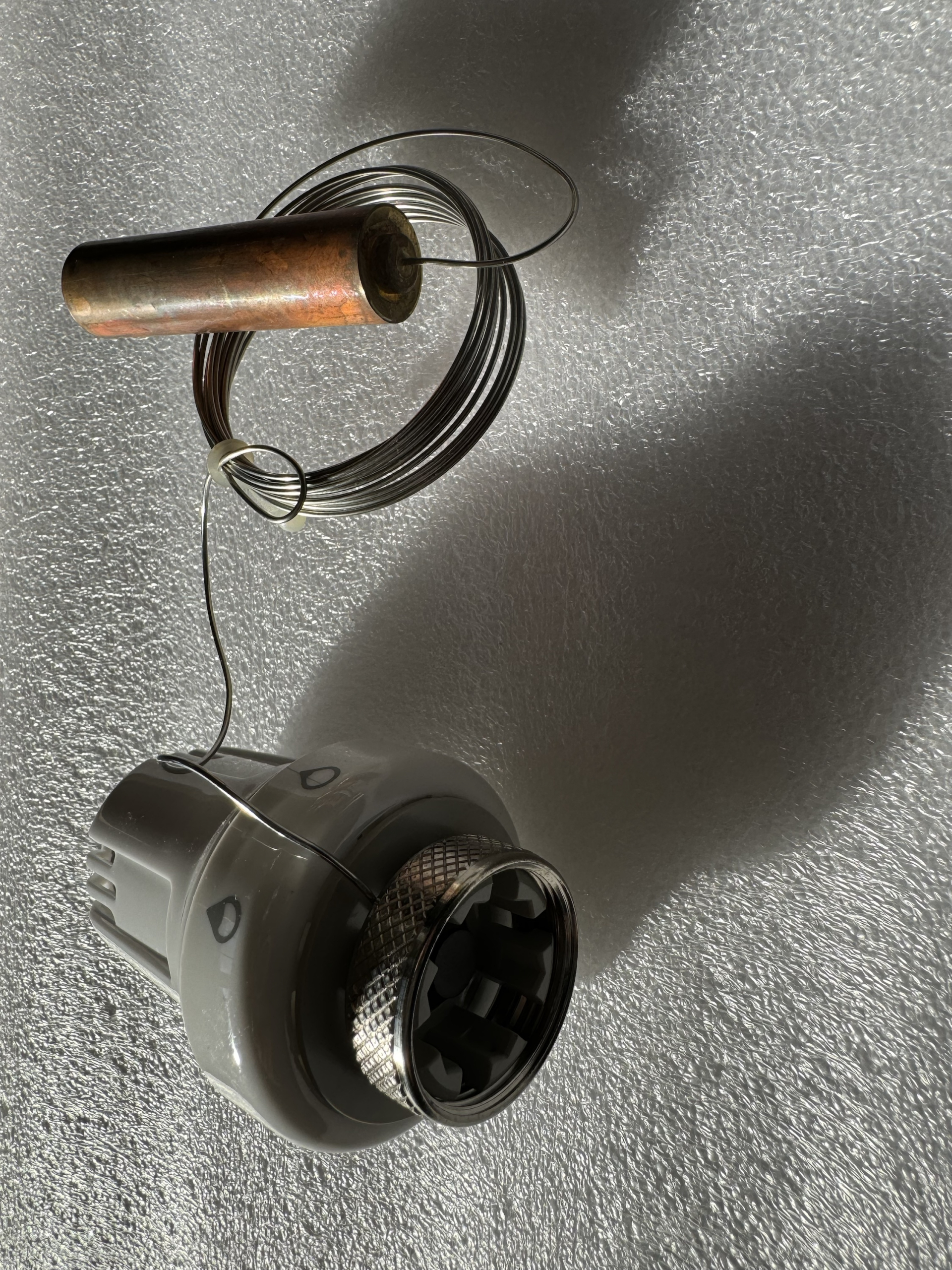 Testa termostatica sensore a distanza Campo di regolazione 20°-50°C - immagine 4