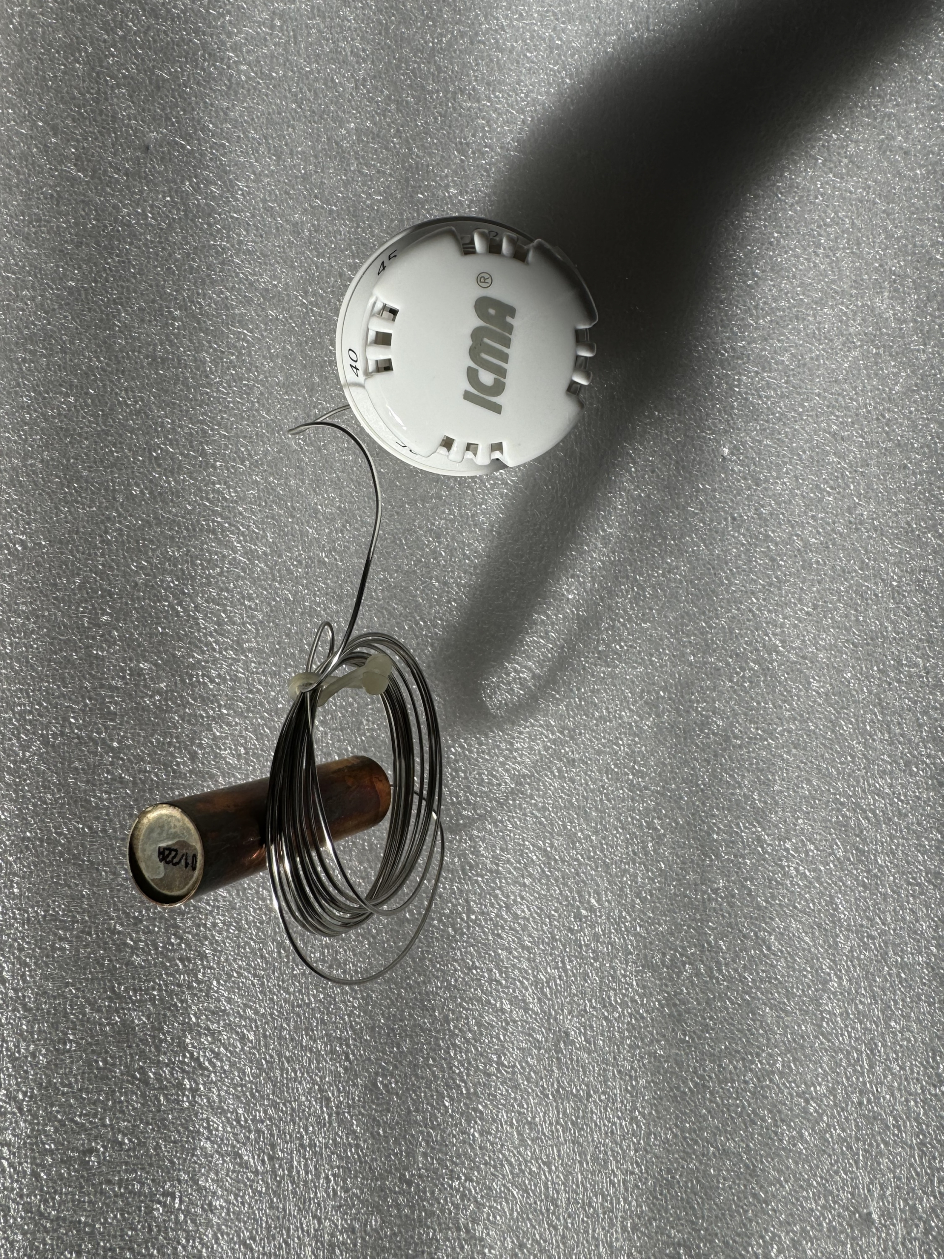 Testa termostatica sensore a distanza Campo di regolazione 20°-50°C - immagine 5